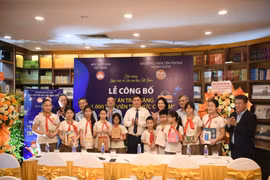 Khởi động dự án 1.000 thư viện tri thức cho học sinh