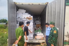 Quảng Ninh: Khám 3 kho hàng, thu giữ hơn 25 tấn thực phẩm đông lạnh không rõ nguồn gốc