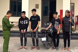 Ngăn chặn nhóm thanh thiếu niên mang hung khí, che biển số xe trên QL5