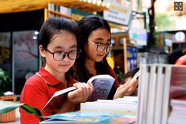 Văn hóa đọc - 'lớp sơn lót' giữ chiều sâu tư duy trong kỷ nguyên số