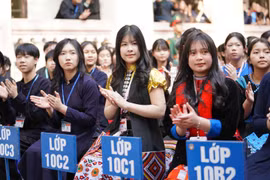 Lần đầu ban hành chính sách riêng cho trường phổ thông nội trú xã biên giới