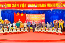 Cà Mau: Xã Phong Hiệp trao tặng 1.000 phần quà Tết cho hộ nghèo