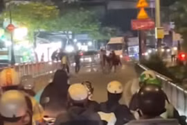 Điều tra, xử lý nghiêm vụ hai nhóm thanh niên mang hung khí đánh nhau ở TP Hồ Chí Minh