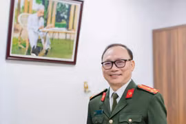 Thượng tá, Tiến sĩ Đào Trung Hiếu - chuyên gia tội phạm học: Cảnh giác với những thông tin kích động cảm xúc về bầu cử trên mạng xã hội