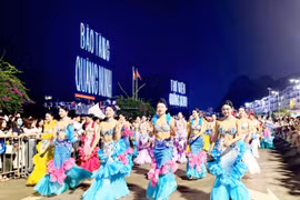 Carnaval Hạ Long 2026: Cơn địa chấn văn hóa đầy sắc màu