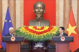 Chủ tịch Hội đồng châu Âu rời Hà Nội, kết thúc chuyến thăm chính thức Việt Nam