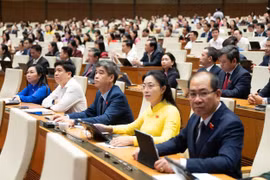 Học liên kết trong trường công: Không thể để biến tướng thành dịch vụ thu tiền
