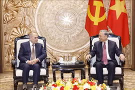 Tổng Bí thư Tô Lâm tiếp Đoàn đại biểu Đảng Azerbaijan Mới