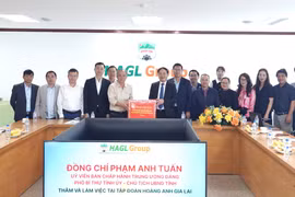 Chủ tịch UBND tỉnh Gia Lai thăm và làm việc tại Tập đoàn Hoàng Anh Gia Lai