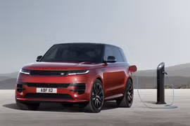 Range Rover Sport 2026 mở bán giá từ gần 6 tỷ đồng tại Việt Nam
