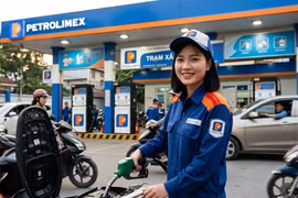 Giá xăng dầu hôm nay 1/4: Cập nhật giá dầu thô thế giới và Petrolimex