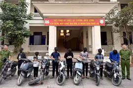 Cảnh báo học sinh “độ” xe điện thành “quái thú tốc độ”