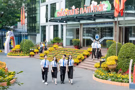 Tỷ lệ việc làm dưới 70%, trường đại học bị cấm tăng chỉ tiêu tuyển sinh