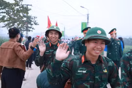 Hà Nội: Tết quân dân nghĩa tình ở xã đảo Minh Châu