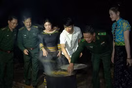 Gia Lai: Bộ đội Biên phòng mang mùa xuân ấm áp đến những bản làng biên giới