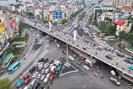 Giao thông Hà Nội sáng 23/2: Kết thúc kỳ nghỉ, nhiều cửa ngõ đông xe