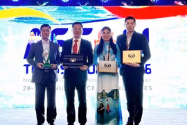 Quảng Ninh vinh dự đoạt 3 giải thưởng du lịch ASEAN 2026