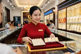 Giá vàng 9h sáng nay 15/4/2026: Tăng 2,5 triệu đồng/lượng