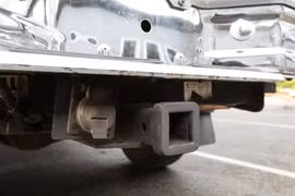 6 công dụng bất ngờ từ móc kéo xe có thể bạn chưa bao giờ tận dụng