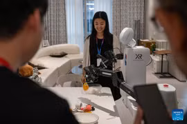 Dịch vụ robot dọn nhà của Trung Quốc thu hút quốc tế