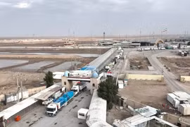 Iraq đóng cửa khẩu với Iran sau cuộc không kích gây thương vong