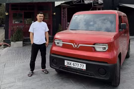 Chủ xe VinFast EC Van: “Chở hàng trong phố rất hợp, xứng đáng với số tiền bỏ ra”