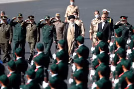 Lãnh tụ Tối cao Iran thiệt mạng, ai và nhóm nào có thể lãnh đạo Iran?