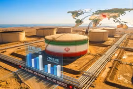 Giá dầu tăng mạnh trước nguy cơ nguồn cung Iran gián đoạn