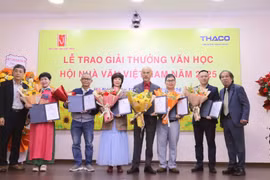Vinh danh tác giả, dịch giả xuất sắc tại Giải thưởng Văn học 2025