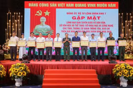 Bộ Tư lệnh Quân khu 7 tuyên dương hơn 90 tập thể, cá nhân xuất sắc trong công tác tuyên truyền