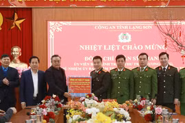 Chủ nhiệm Ủy ban Kiểm tra Trung ương Trần Sỹ Thanh thăm, chúc Tết tại Lạng Sơn