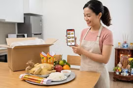 Đặt mâm cỗ cúng ông Công ông Táo qua app: Xu hướng Tết mới của gia đình hiện đại