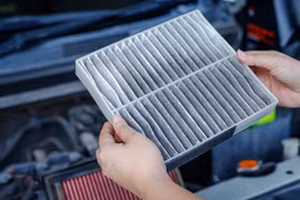 Cách vệ sinh lọc gió tái sử dụng giúp xe chạy tốt hơn