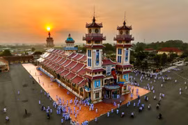 Tòa Thánh Tây Ninh - điểm đến tâm linh dịp Rằm tháng Giêng