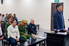 2 cựu lãnh đạo Ban QLDA tỉnh Đắk Lắk bị tuyên án 8 năm tù về tội nhận hối lộ