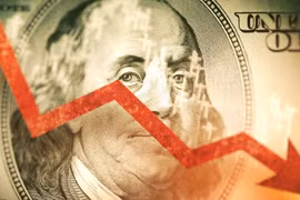 Đồng USD đối mặt cảnh báo sụp đổ khi vàng và Bitcoin chuẩn bị biến động mạnh