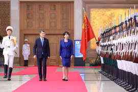 Thủ tướng Chính phủ Lê Minh Hưng chủ trì lễ đón chính thức Thủ tướng Nhật Bản Takaichi Sanae