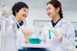 Cảnh báo 'bệnh thành tích' làm méo mó khoa học khi học sinh nghiên cứu 'vượt mặt tiến sĩ'