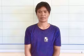 Quảng Ngãi: Đã bắt được đối tượng trốn truy nã trong rừng sâu, sống như “người rừng”