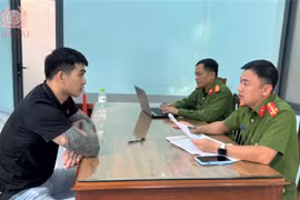 Gia Lai: Đối tượng truy nã đặc biệt nguy hiểm về tội Giết người ra đầu thú sau 4 năm lẩn trốn