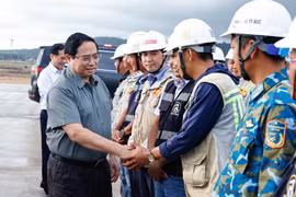 Thủ tướng kiểm tra các công trình, dự án trọng điểm phục vụ APEC 2027 tại Đặc khu Phú Quốc