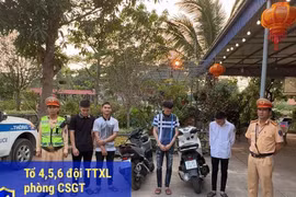 Xử lý nhóm thanh thiếu niên “bốc đầu”, livestream TikTok gây mất an toàn giao thông