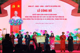 Xã Dương Hòa tổ chức đón Bằng công nhận Bảo vật Quốc gia đối với hai Bàn thờ Phật bằng đá