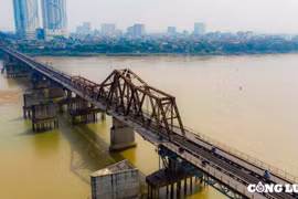 Cấm phương tiện qua cầu Long Biên phục vụ thi công sửa chữa