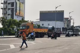 Gia Lai: Trên đường đến trường, nữ học sinh cấp 3 va chạm với xe đầu kéo tử vong