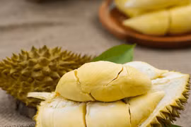 Giá sầu riêng hôm nay 5/1: Ri6 miền Tây tăng nhẹ, sầu Thái duy trì 105.000 đồng/kg
