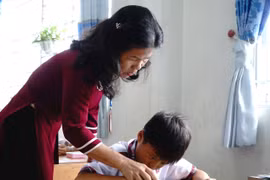 Quà Tết cho giáo viên có nơi chi 2 triệu đồng/người