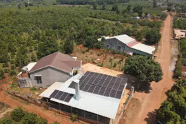 Giữa “bão giá” nhiên liệu, nông dân Gia Lai giải bài toán mùa hạn bằng điện mặt trời