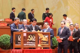 Công bố kết quả bầu cử Ban Chấp hành Trung ương Đảng khóa XIV