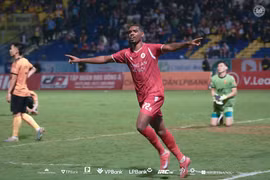 Điểm tin thể thao 28/2: CAHN quyết giữ ngôi đầu V.League, tuyển nữ Việt Nam đã đến Úc